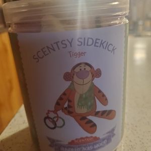 Scentsy Sidekick Tigger